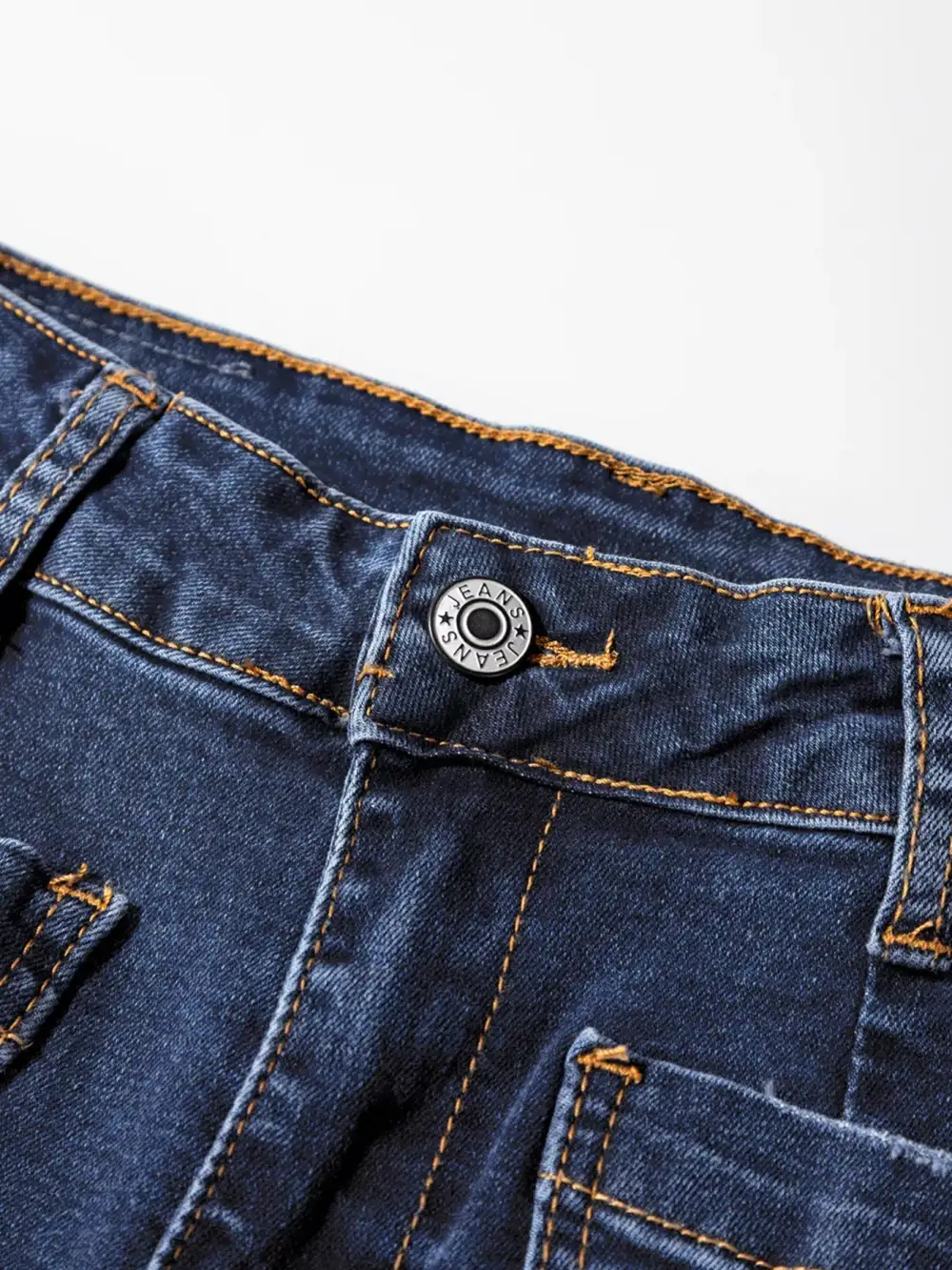 Balanced Pocketed Denim Jeans