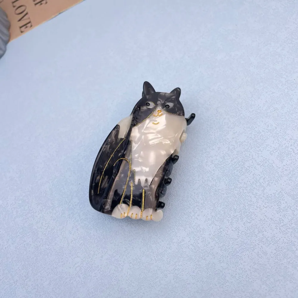 Playful Cat Pattern Hair Claw