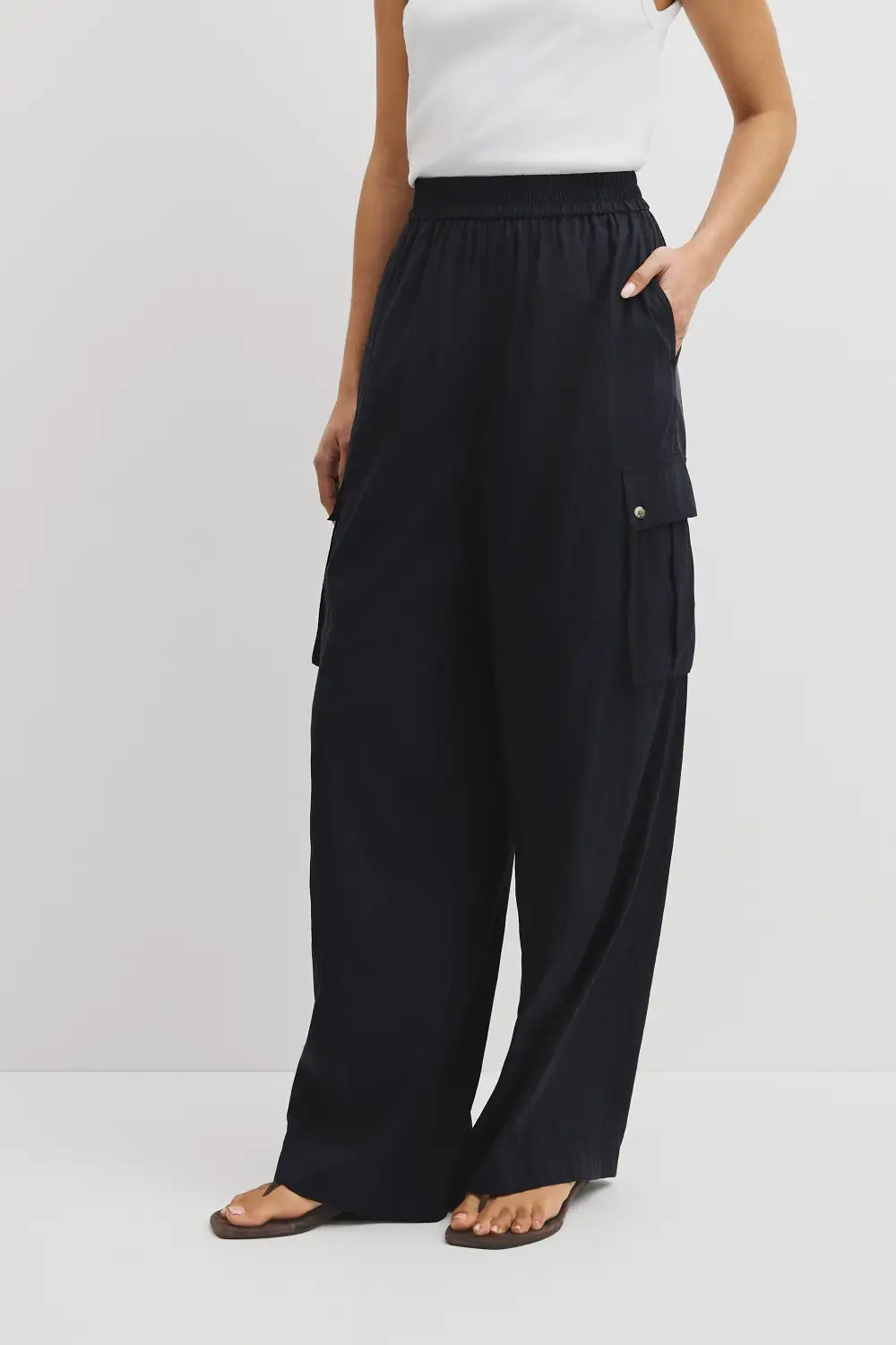 Women's Modern Refined Classic Pants