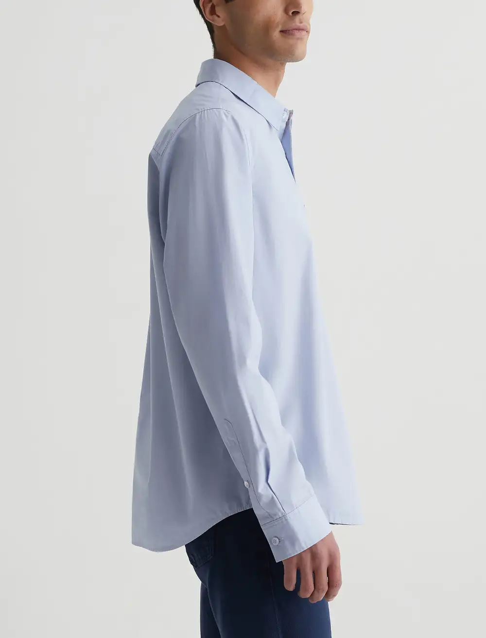 Men's Classic Fit Button-Up Shirt