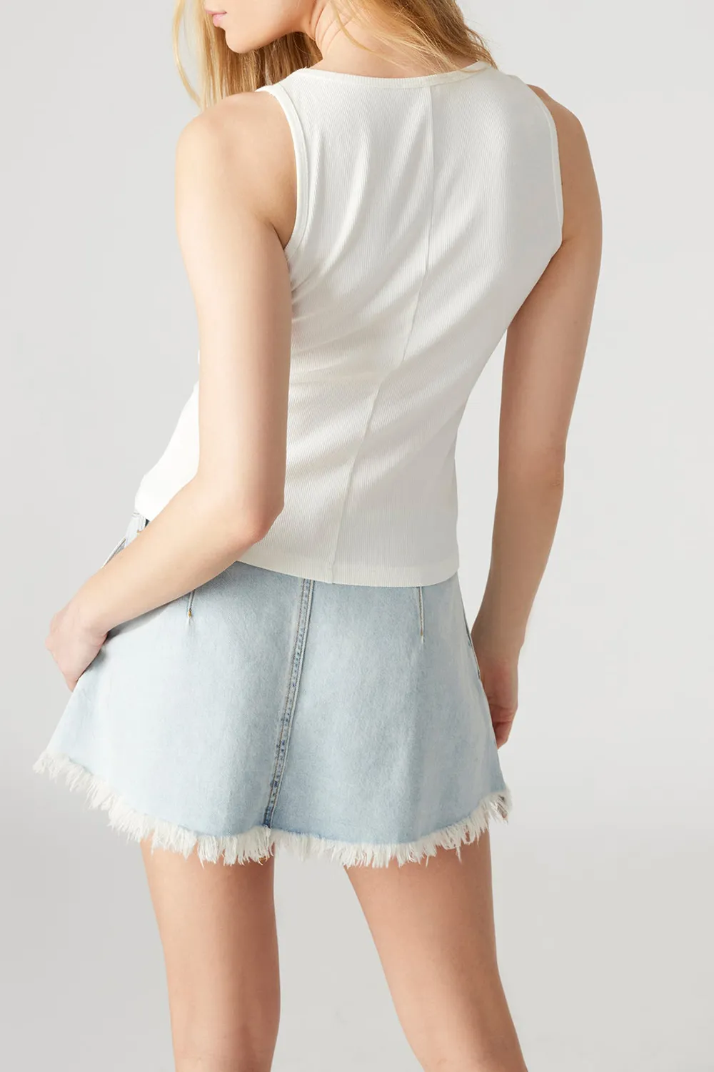 SLEEVELESS TOP  WHITE