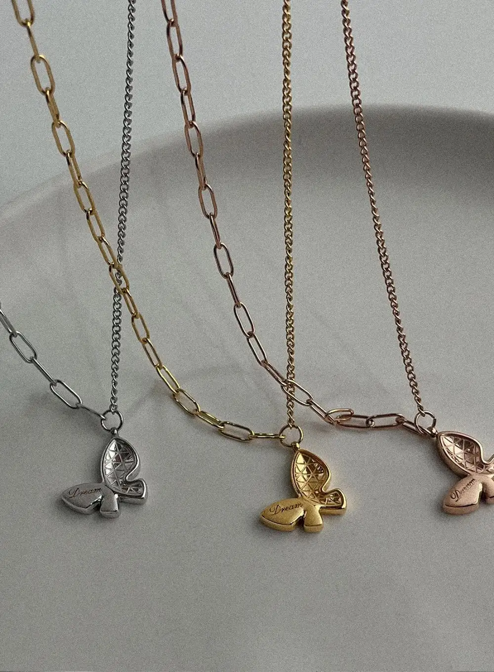 Butterfly Patten Point Necklace