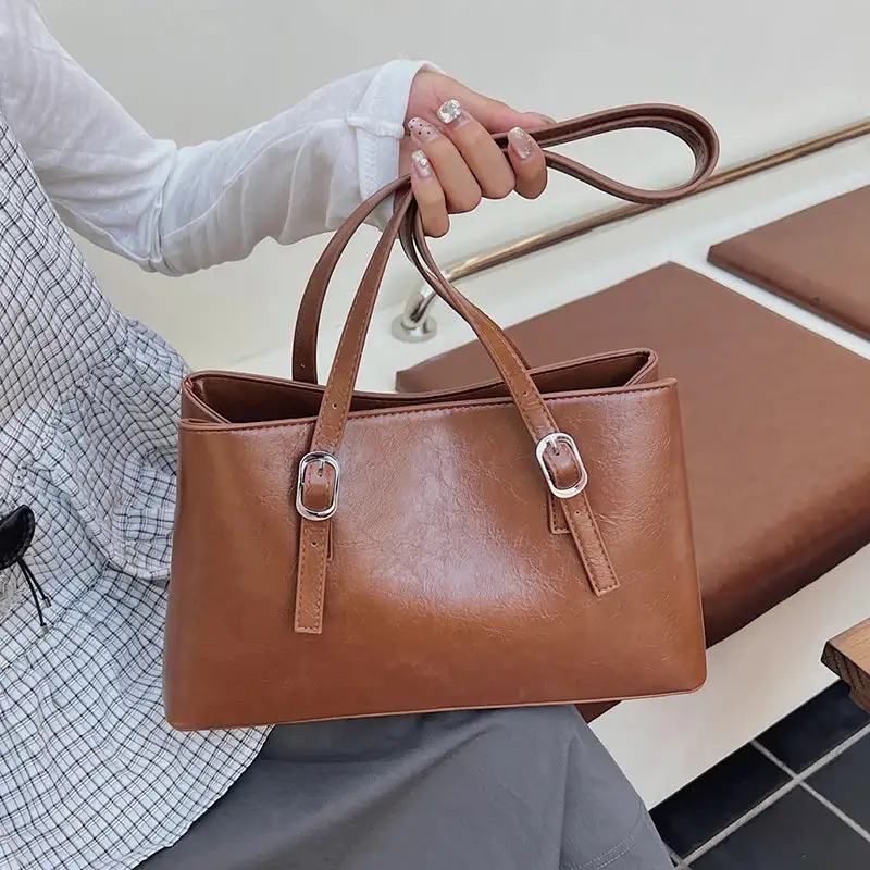 Chic Vintage Brown Leather Shoulder Bag
