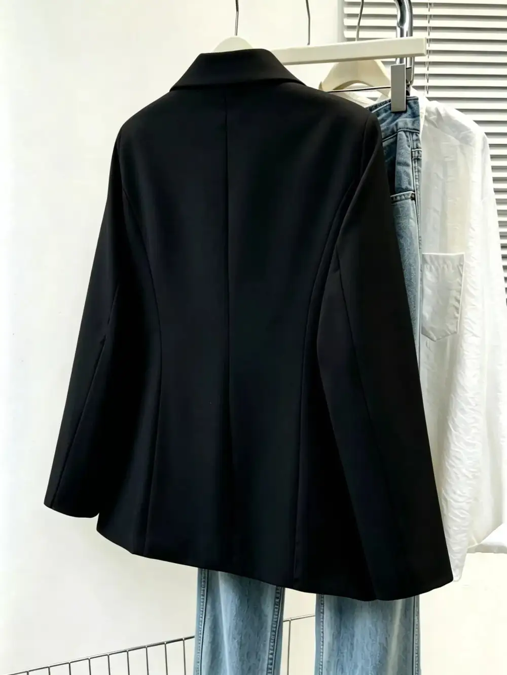 Refined Single-Breasted Lapel-Collar Blazer