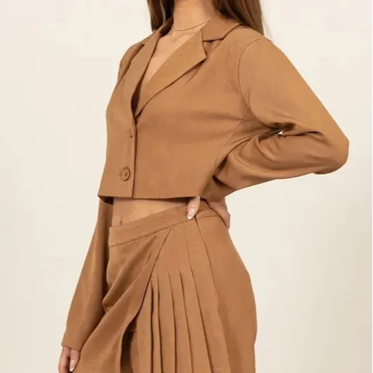 Button Down Cropped Tailored Blazer