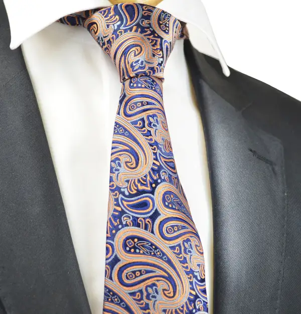 Elegant Paisley Men's Necktie