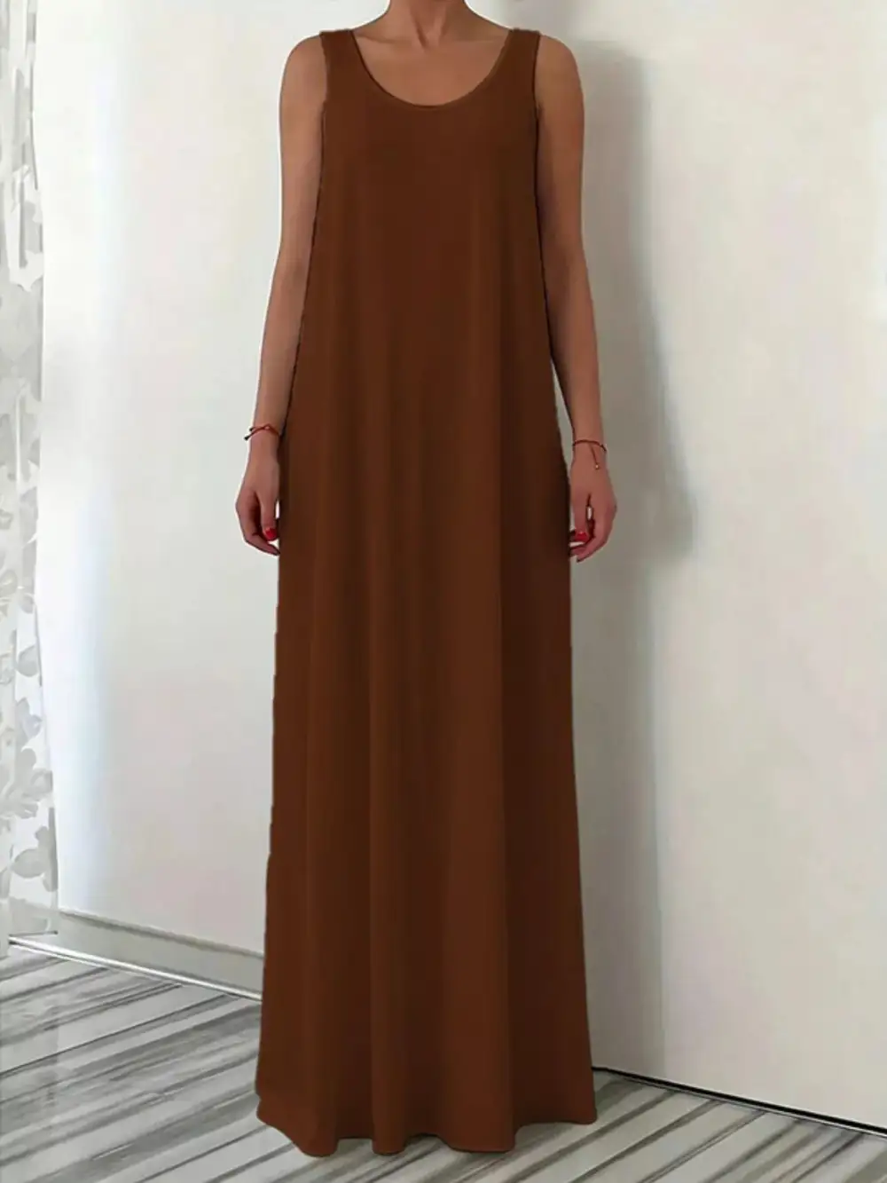 Sleeveless Maxi Dress With Pockets