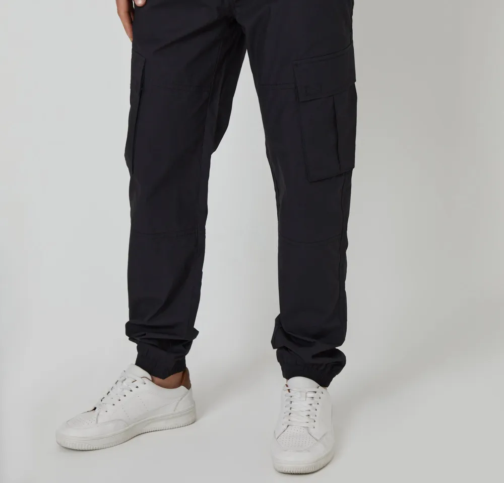 Men's Black Elastic-Waist Cargo Pants