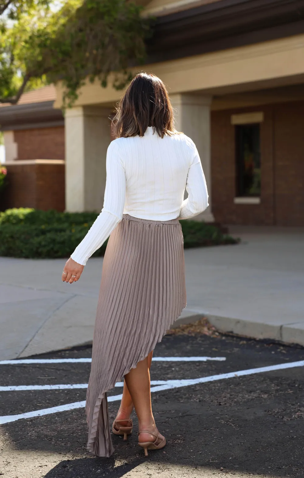 Satin Elastic Waist Asymmetrical Skirt