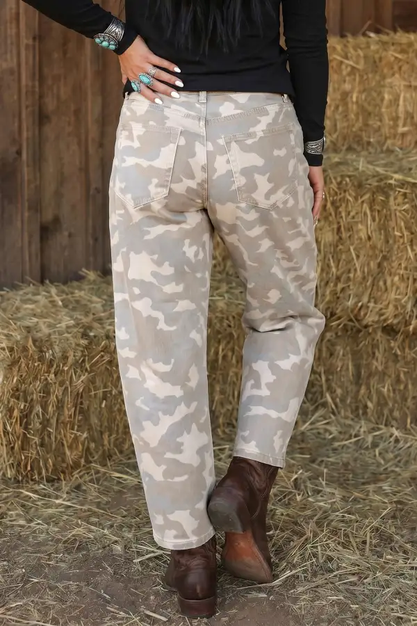 Women's Camouflage Pattern Pocket Rivet Detail Ankle Length Harem Fit Jeans