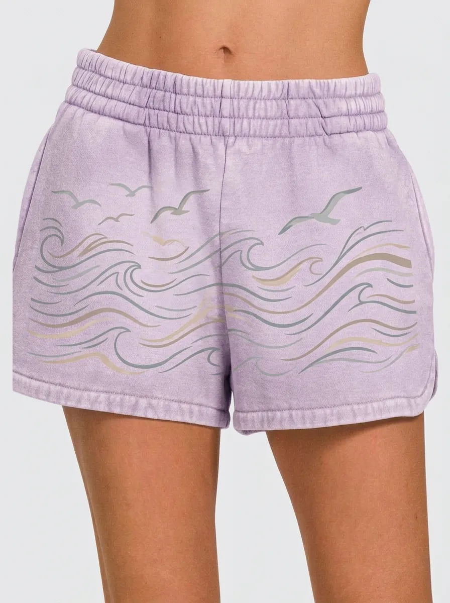 Women's Coastal Ocean Waves Seagulls Printed Shorts