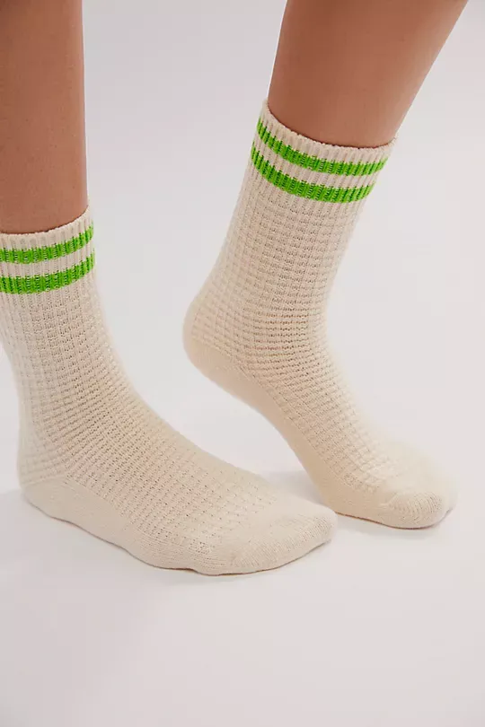 Cozy Stripe Socks Brown