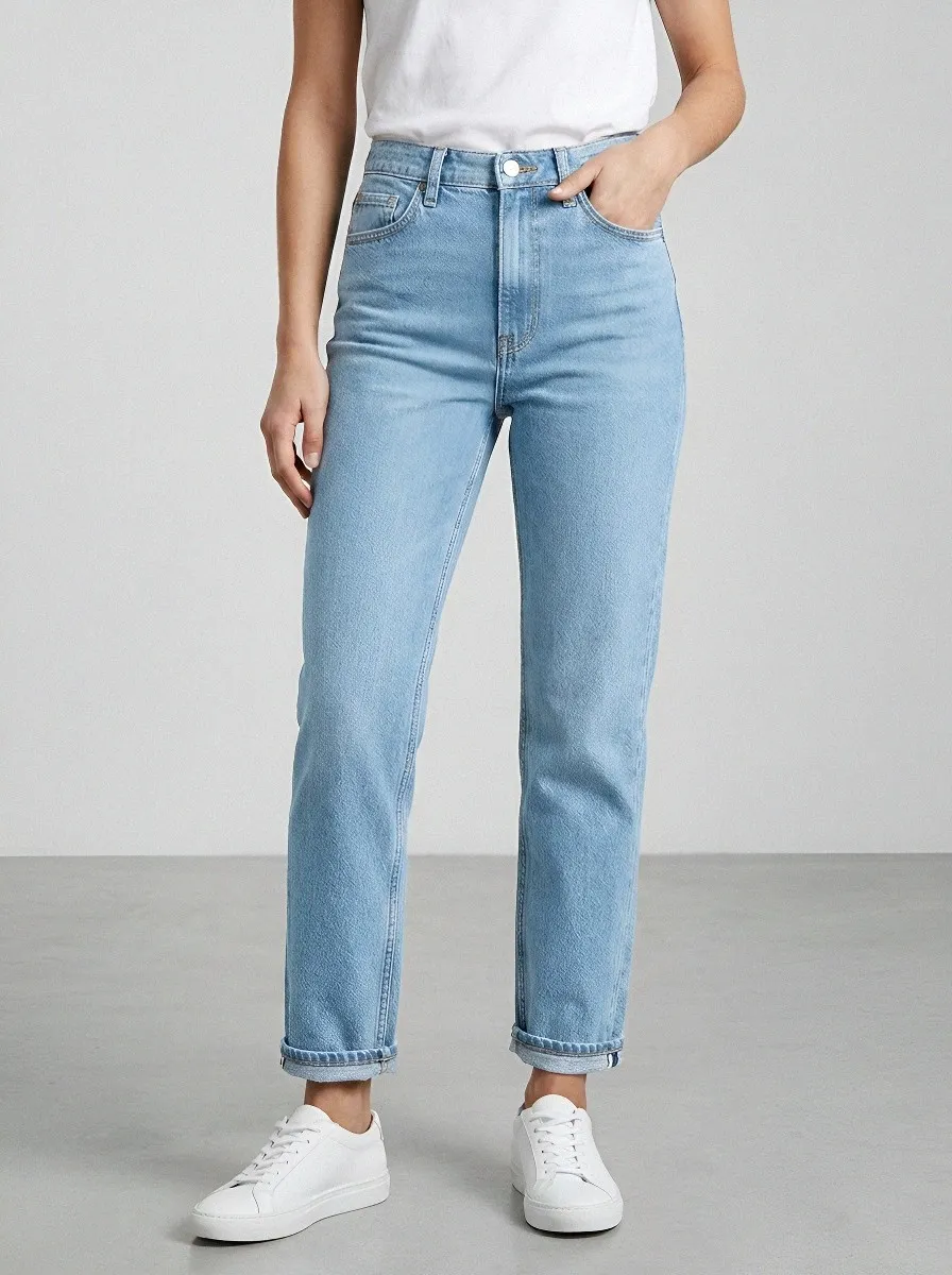 Cuffed Classic Women's Straight-Leg Jeans
