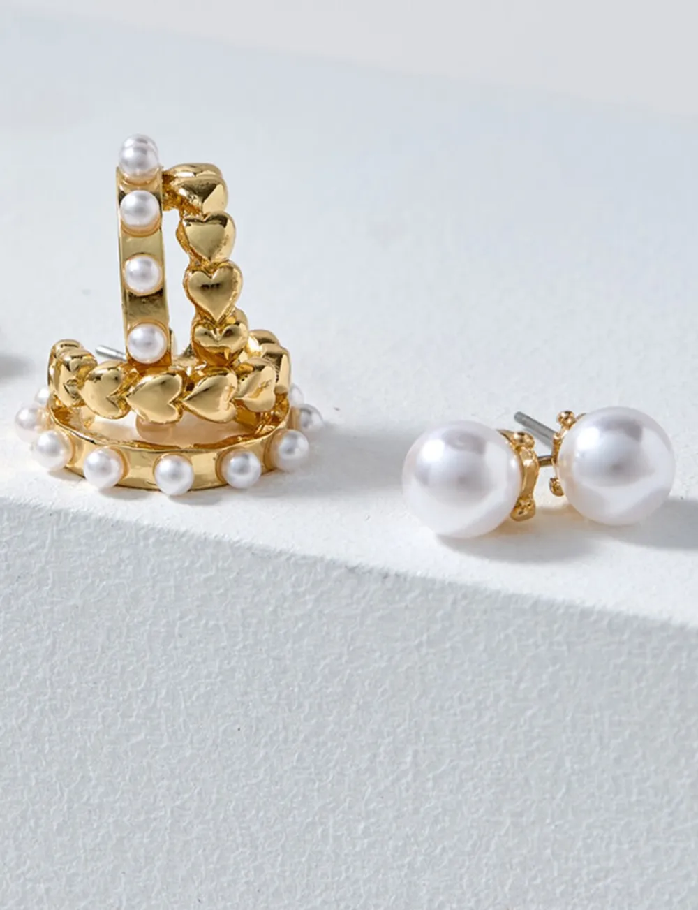 Fashionable And Elegant Pearl Inlaid Three-Piece Earrings