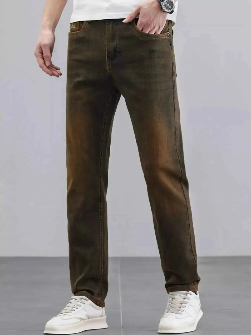 Washed Straight Leg Fit Jeans