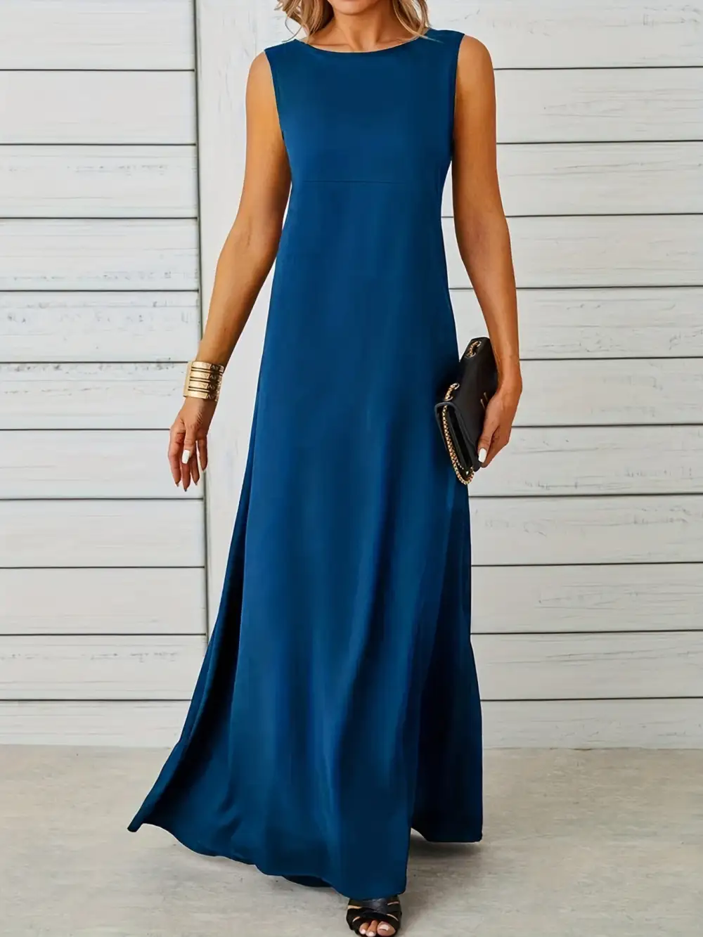 Balanced Detail Sleeveless Maxi Dress