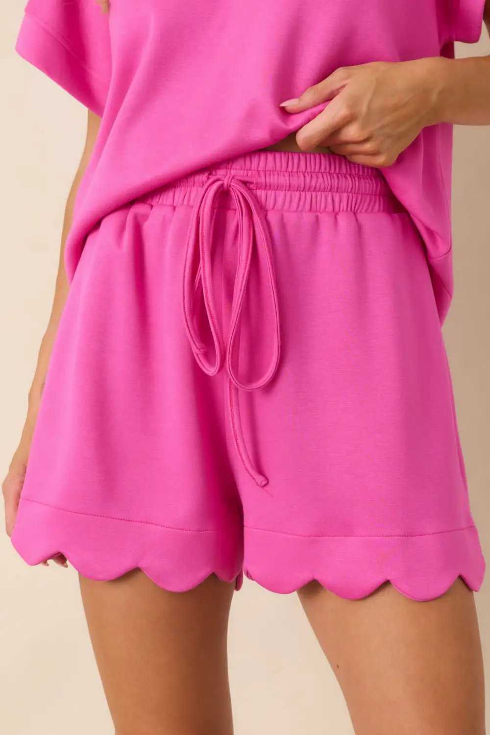 Scalloped Hem Tailored Shorts