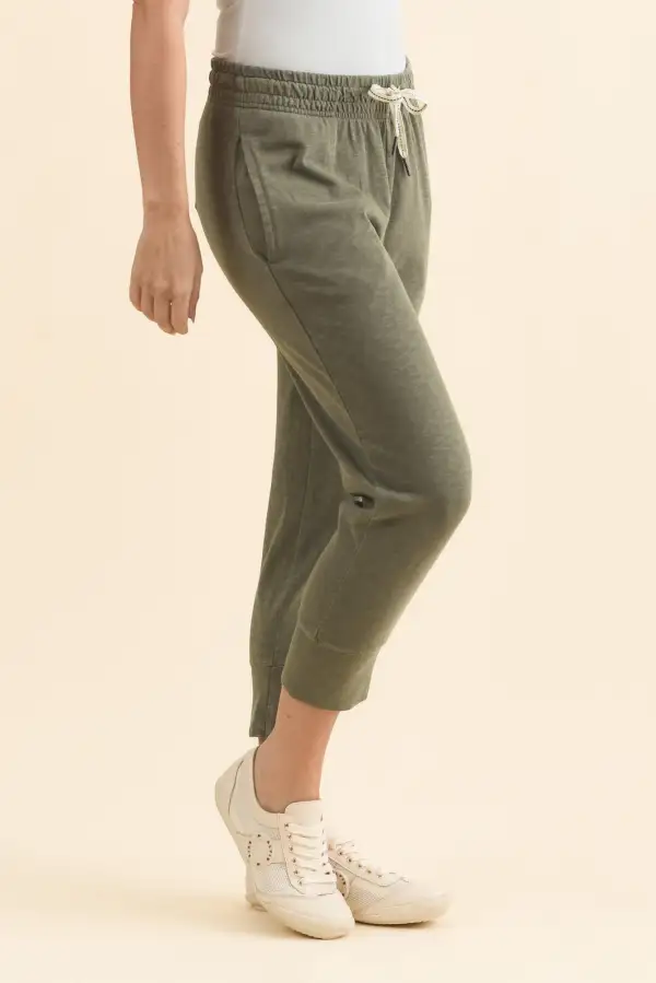 Sweatpants With Lightweight