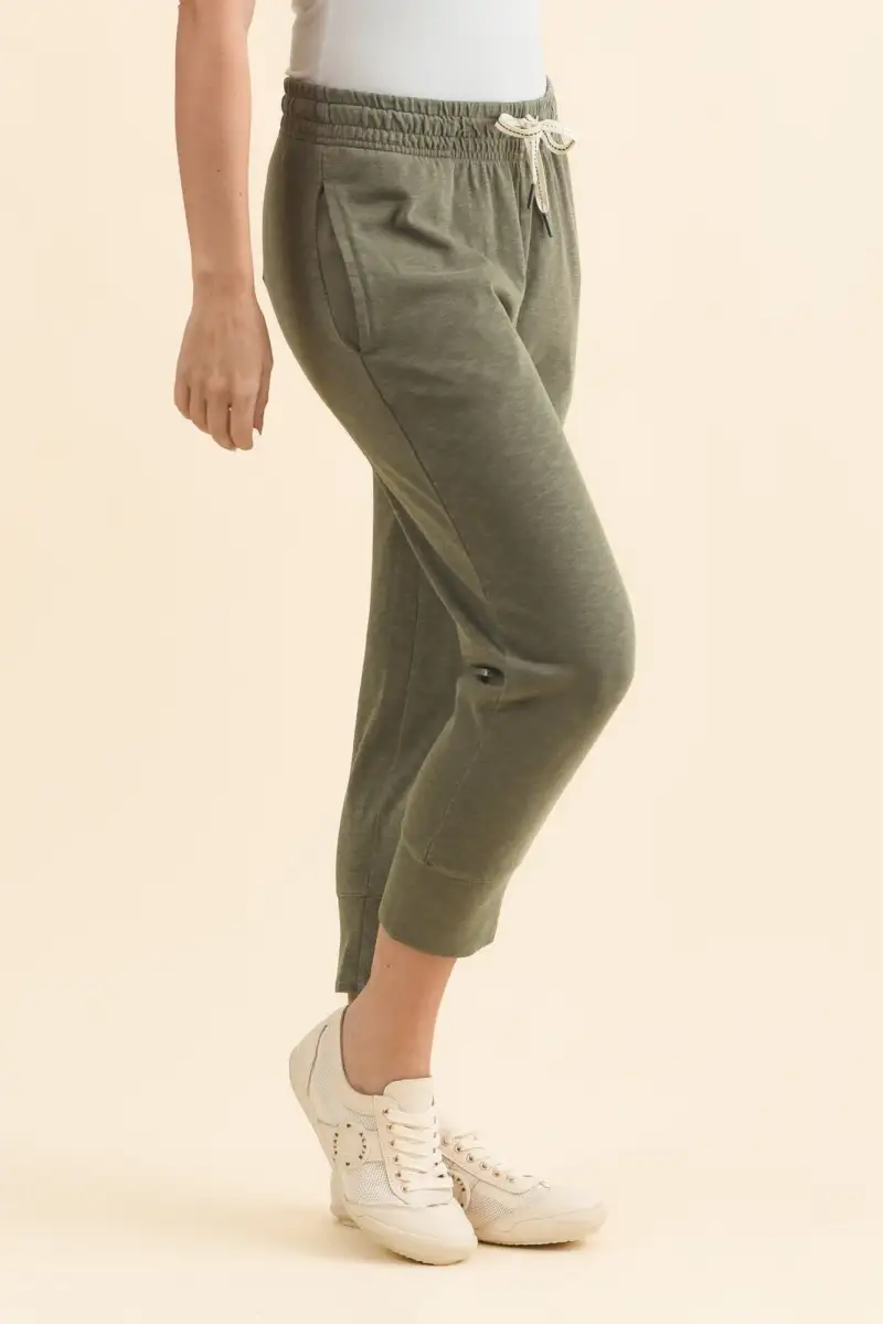 Sweatpants With Lightweight