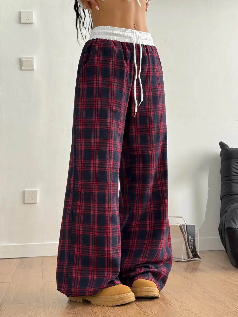 Plaid Wide Leg Pants With Elastic Waistband