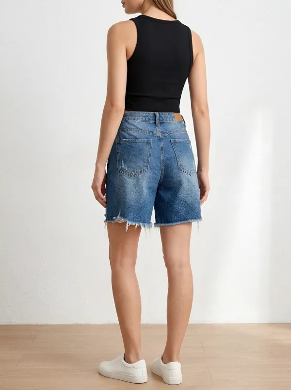 Women's Modern Casual Distressed Raw Hem Loose Denim Shorts