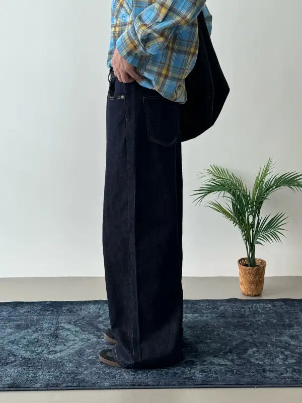 Buttoned Casual Wide Leg Jeans