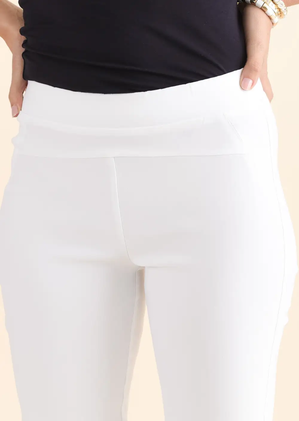 Mid Rise Pants With Elastic Waist And Tapered