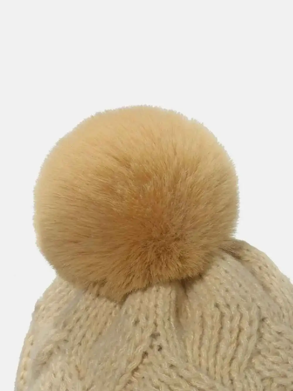 Roll Cable Knit Hat