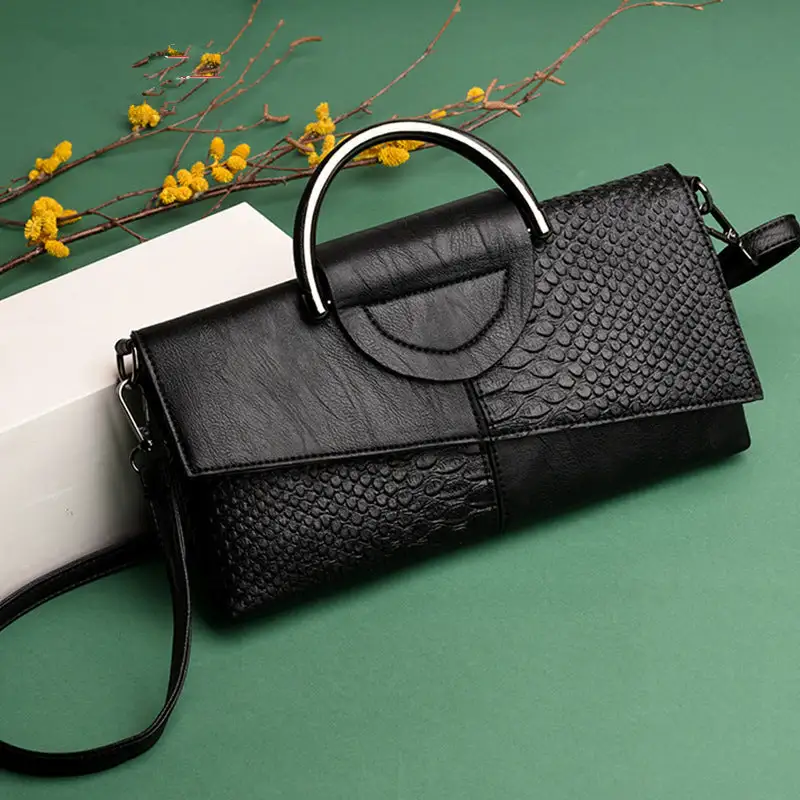 Compact Slim Baguette Bag