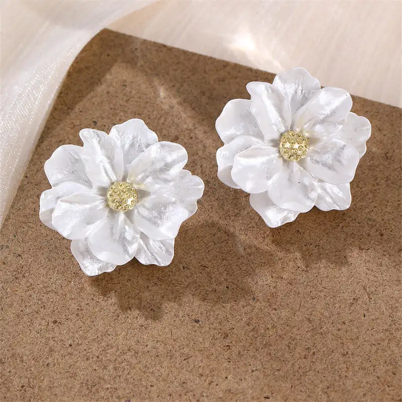 Minimal Floral Pearl Statement Earrings