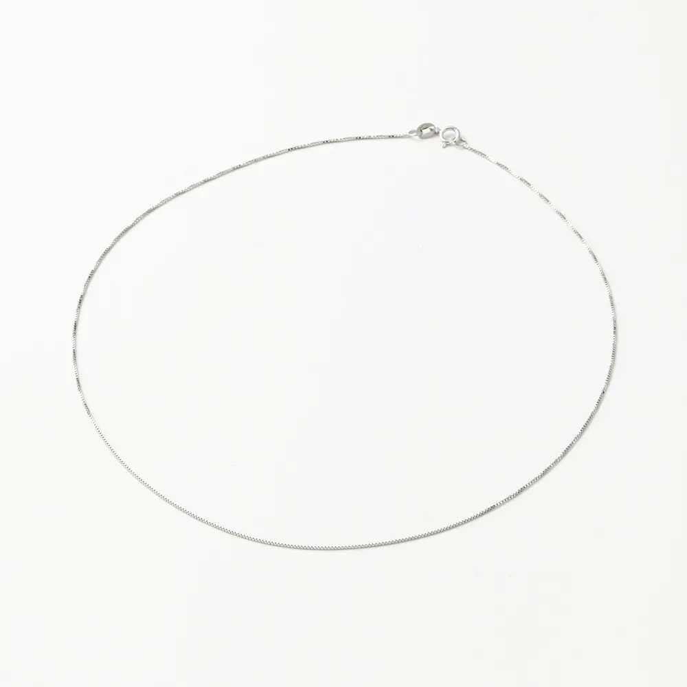 Graceful Everyday Chain Necklace