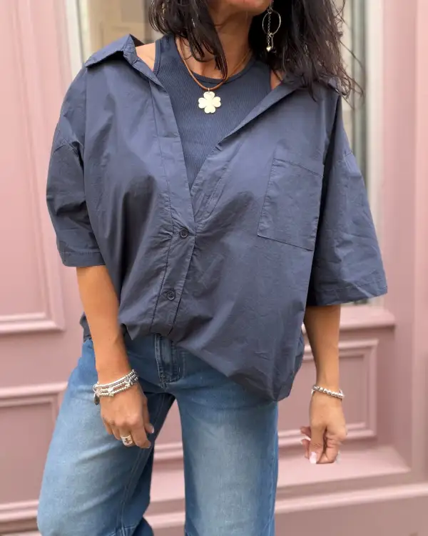 Classic Relaxed Classic Everyday Blouse