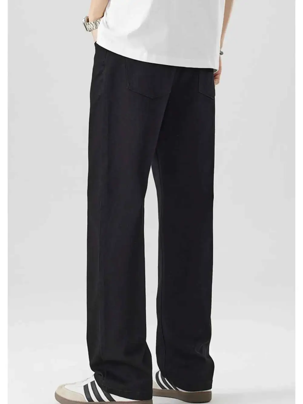 Wide Leg Relaxed Fit Jeans