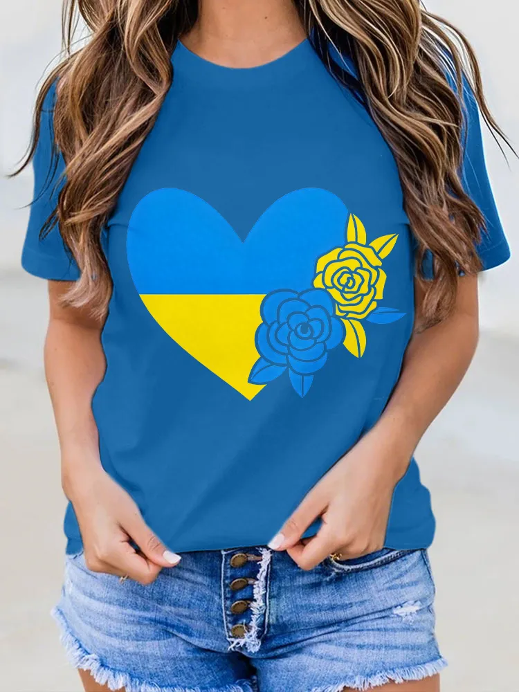 Heart-Shaped Flower Printed T-Shirts