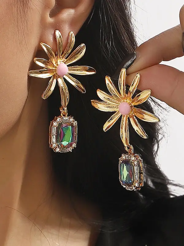 Chic Artisan-Inspired Drop Earrings