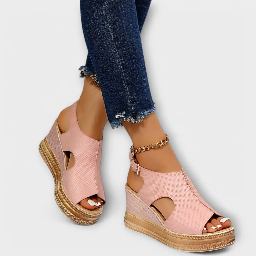 Refined Supportive Everyday Flat Sandals