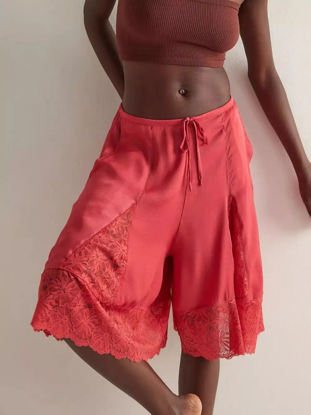 Refined Lace-Trim Casual Shorts