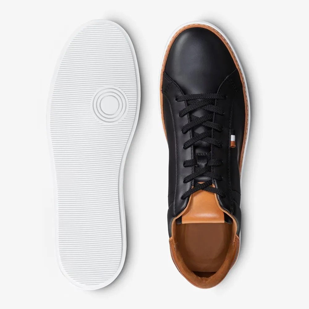 Slightly Roomier Feel Lace-up Casual Style Sneaker