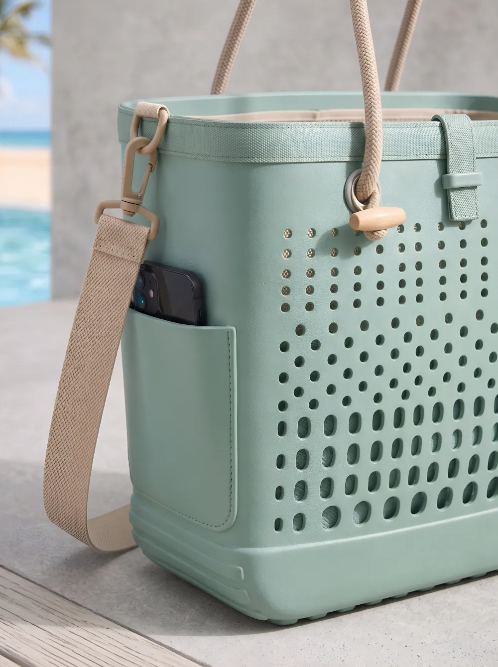 Salt Air Open-Top Beach Carryall