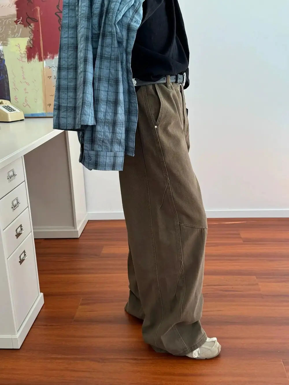 Wide Leg Clean Jeans
