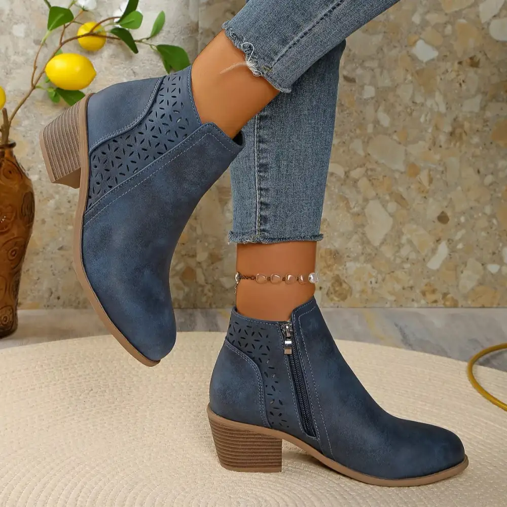 Structured Pointed Toe Block Heel Boots