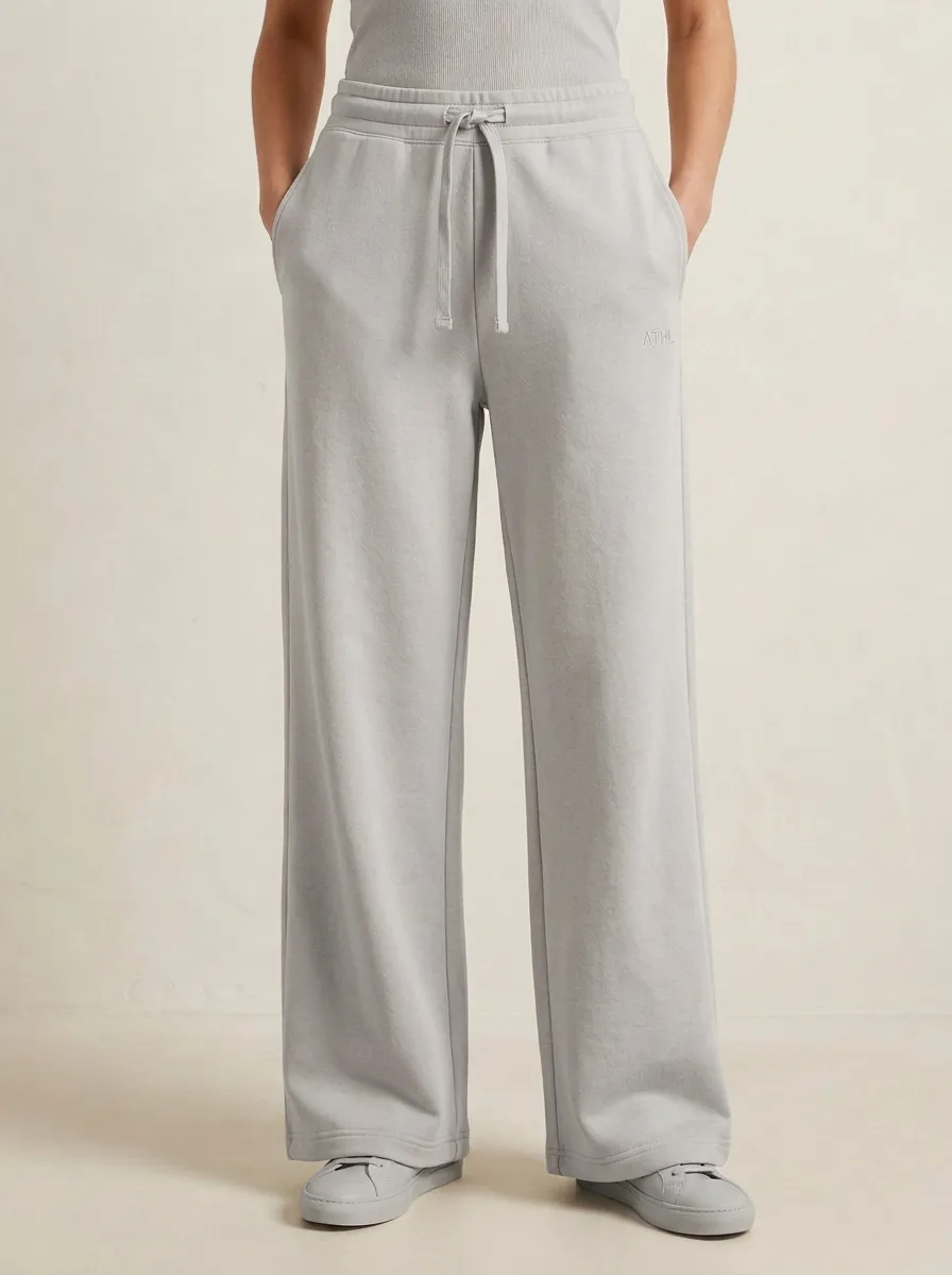 Women's Classic Embroidered Sport Pants