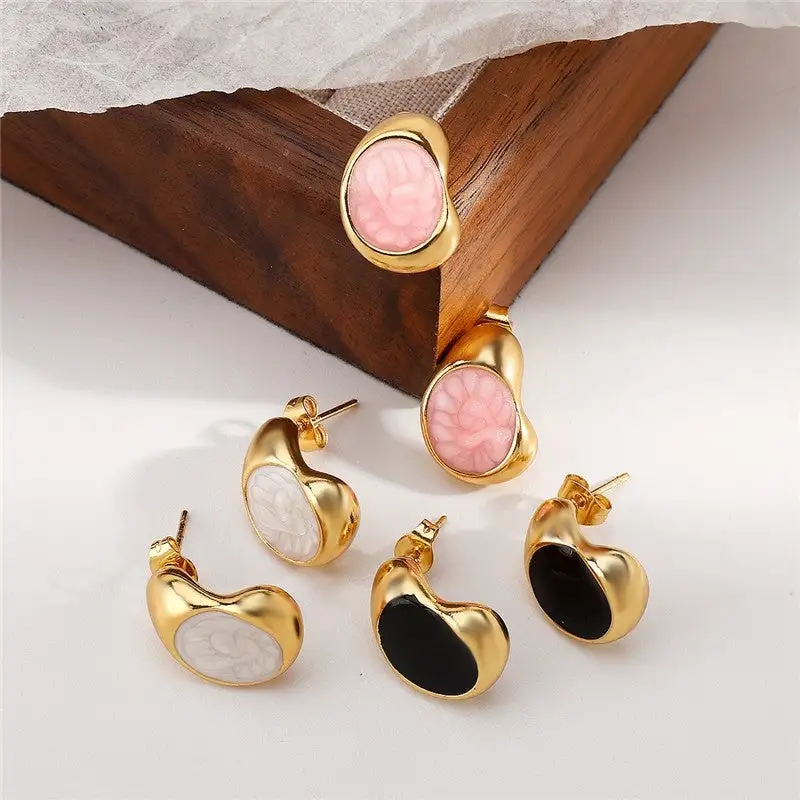 Elegant Geometric Statement Earrings