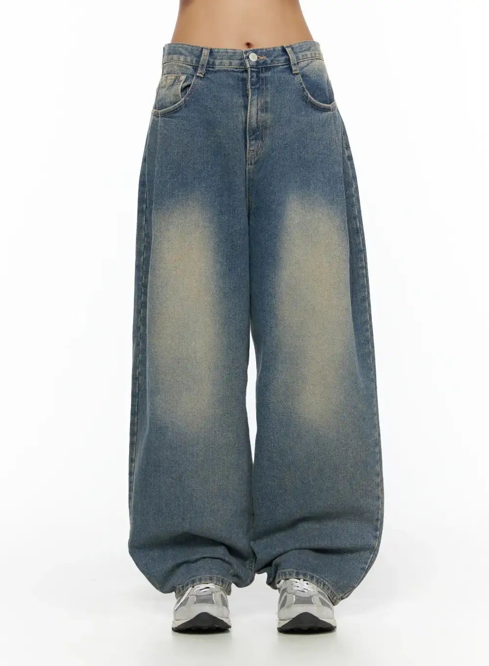 Pintuck Washed Wide Leg Jeans