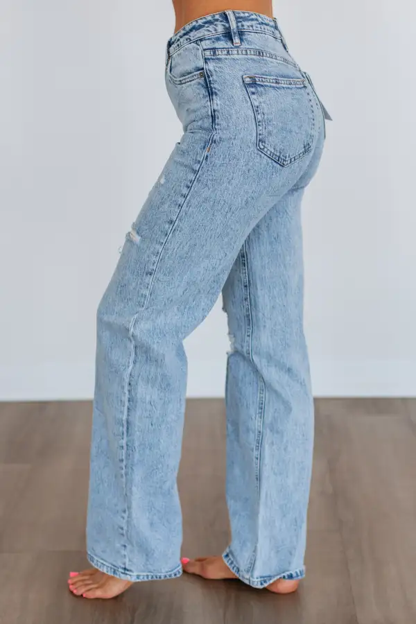 Women's High Rise Straight Leg Zip Fly Jeans