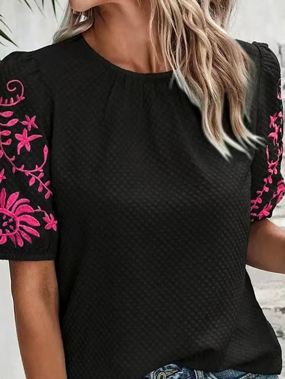 Embroidered Puff Sleeve Pullover Top Round Neck Relaxed Fit
