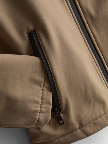 7-15yrs | Zip-Up Jacket detail 3