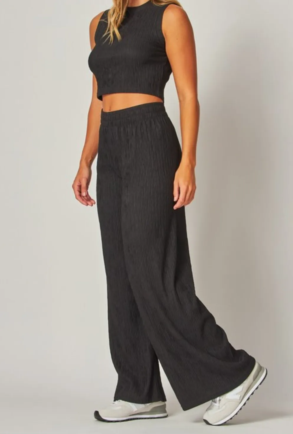 Everyday Crinkled Crop Women's Pants Set
