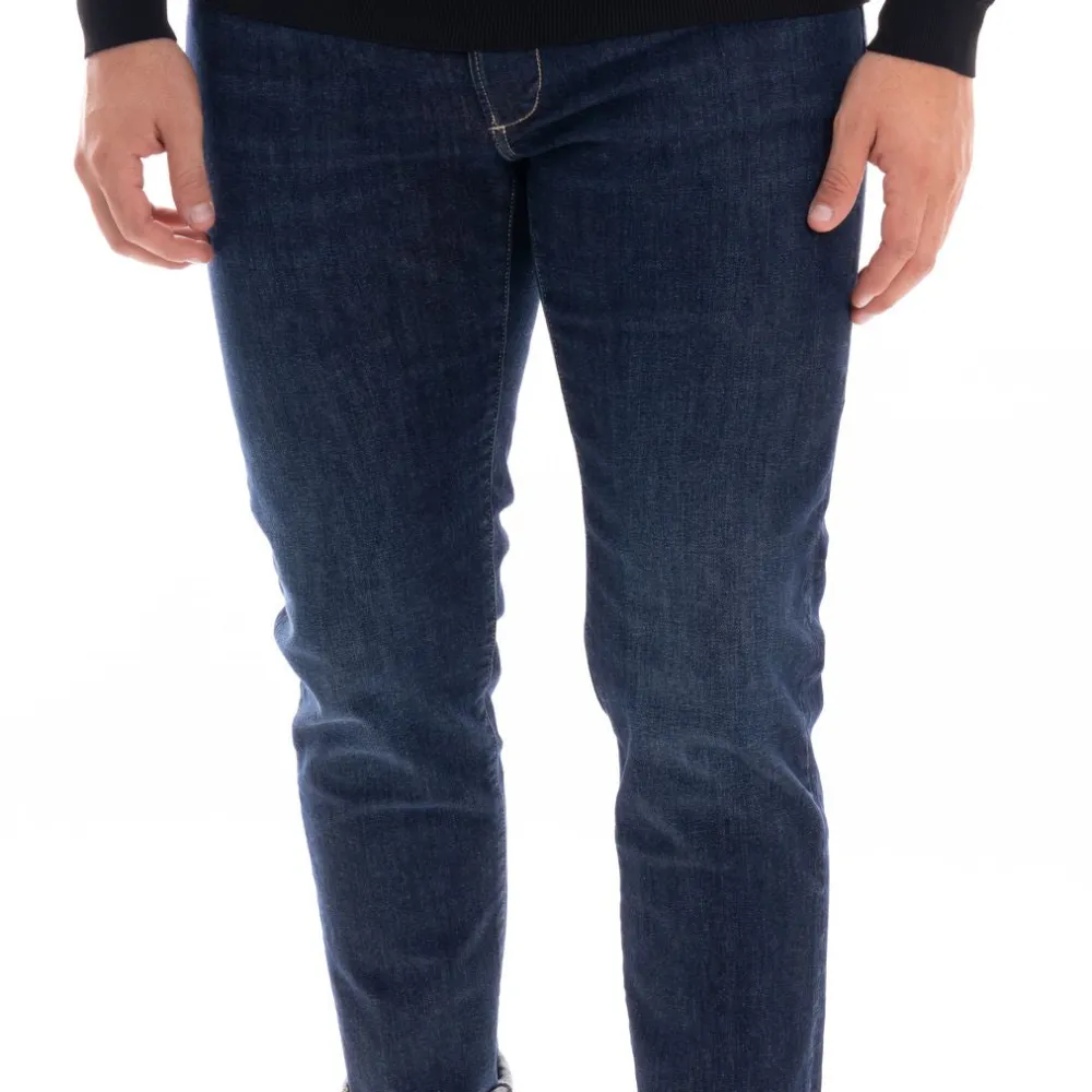 Daily Slim Everyday Jeans