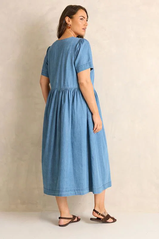 Lightwash Blue Cotton Denim Dress detail 2